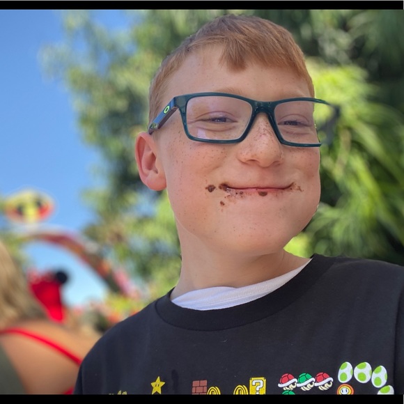 Meet your Posher, Amber - Picture 7 of 12